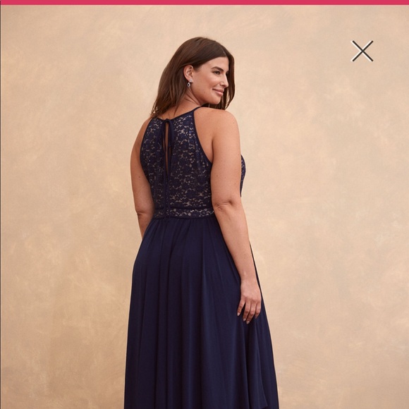 LAURA - Lace & Sequin Dress - Picture 3 of 12